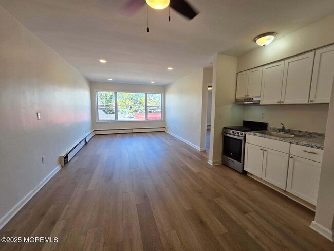 property at 1 Willis Pl
