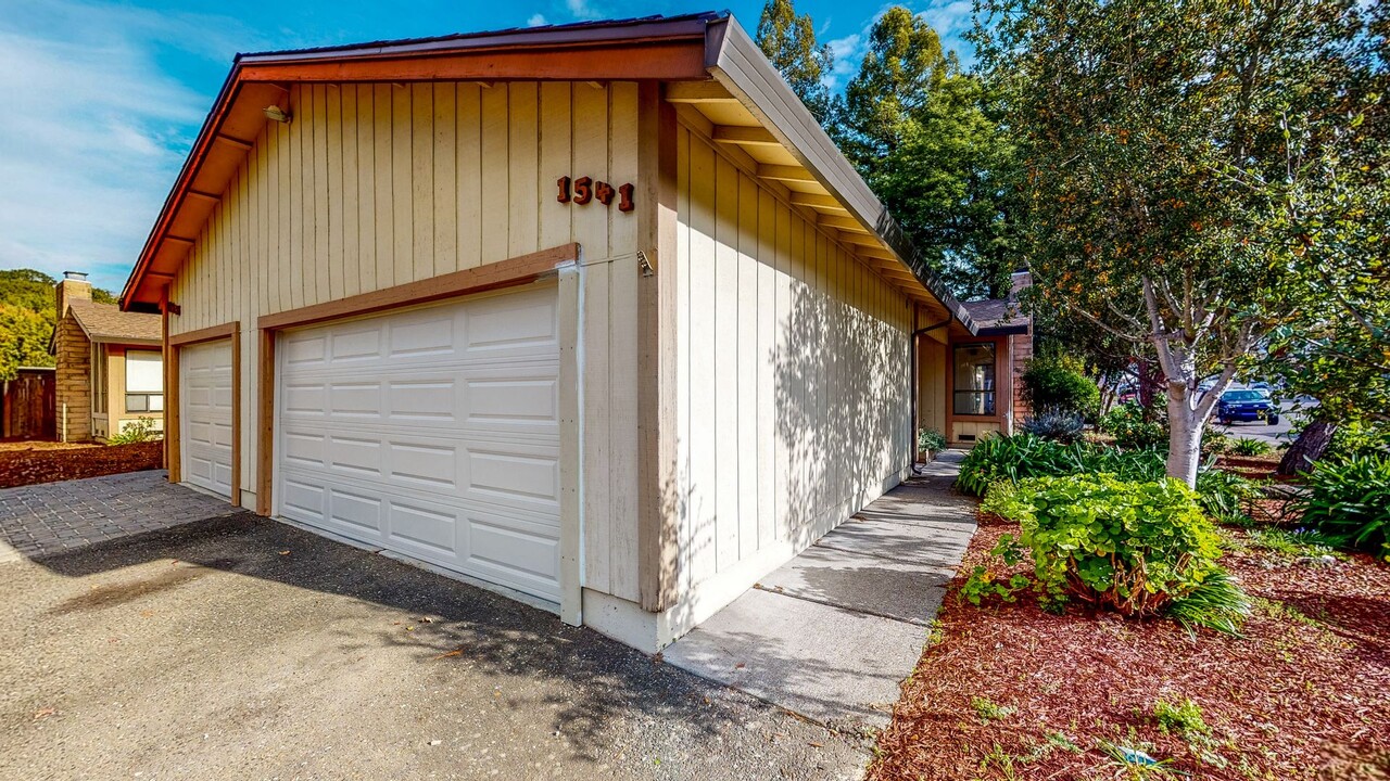 1541 Neotomas Ave-Unit -1541 Neot in Santa Rosa, CA - Building Photo