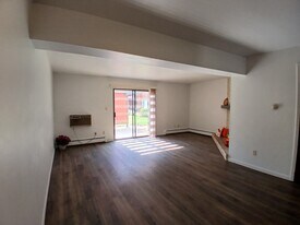 1625 W Elizabeth St, Unit E-3 in Fort Collins, CO - Building Photo - Building Photo