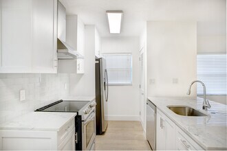 530 S Federal Hwy, Unit 1 in Fort Lauderdale, FL - Building Photo - Building Photo