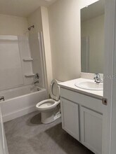 8189 County Line Rd in Spring Hill, FL - Building Photo - Building Photo