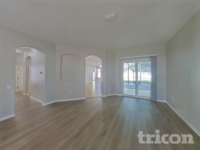 4220 Fleewell Ct in Valrico, FL - Building Photo - Building Photo