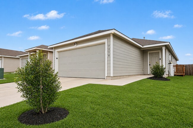 7258 Plow Run in San Antonio, TX - Building Photo - Building Photo