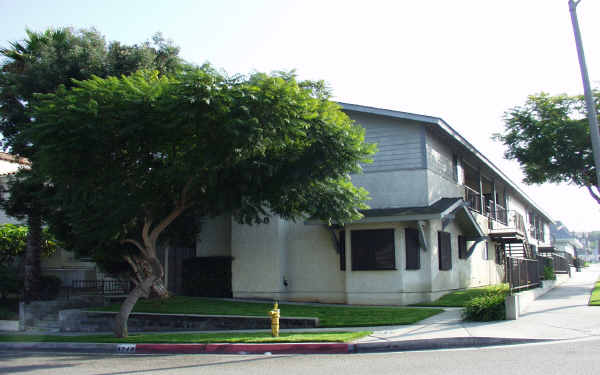 4748 W 173rd St in Lawndale, CA - Foto de edificio