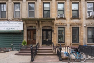 414 Henry St in Brooklyn, NY - Building Photo - Building Photo