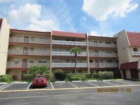 1010 Country Club Dr