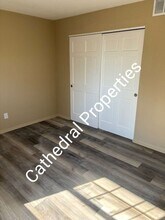 106 Lee Dr in O'Fallon, IL - Building Photo - Building Photo