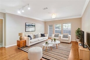 3206 Westchester Ridge NE in Atlanta, GA - Building Photo