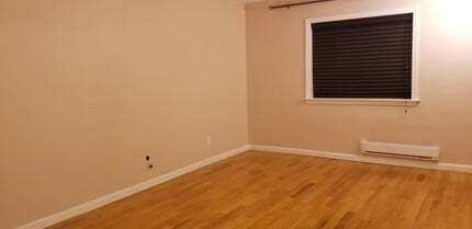 80 High St, Unit 301 in Dedham, MA - Building Photo - Building Photo