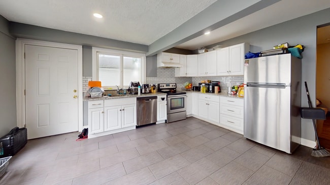 101 Bradford St, Unit 1A