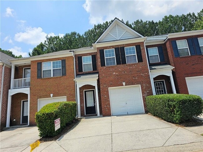 property at 1552 Viero Dr