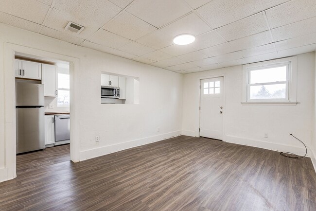 property at 1533 Arlington Ave