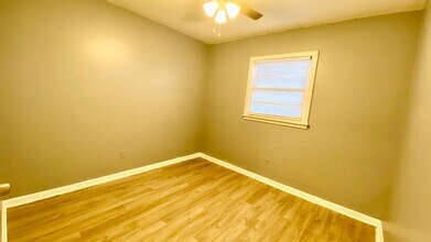 2448 E 30th St in Lubbock, TX - Building Photo - Building Photo