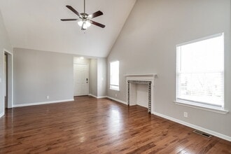 3105 Roundwood Forest Ln in Nashville, TN - Building Photo - Building Photo