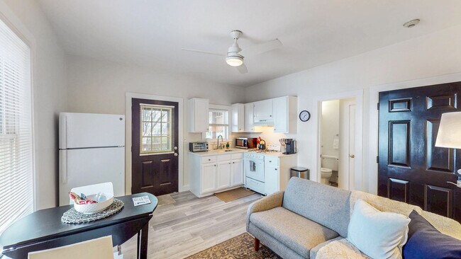 24 Hews St in Cambridge, MA - Building Photo - Building Photo