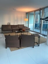 200 Biscayne Blvd in Miami, FL - Building Photo - Building Photo