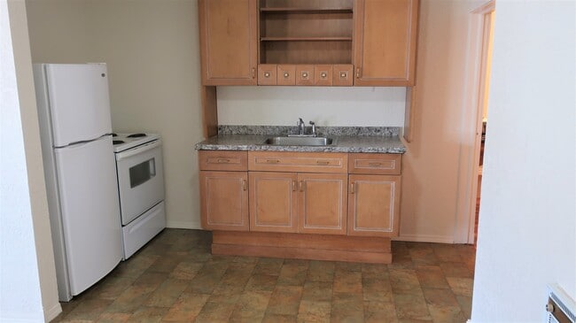 525 S Mission St, Unit 6 in Wenatchee, WA - Building Photo - Building Photo