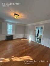 53 Silver St in Dover, NH - Building Photo - Building Photo