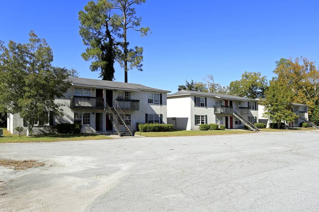 431 Fair Rd in Statesboro, GA - Building Photo