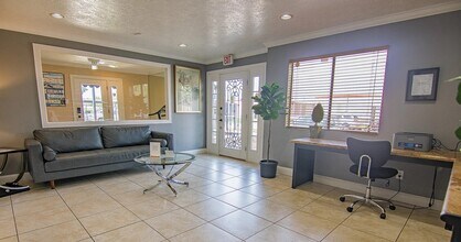 15100 Golden Eagle Dr in Humble, TX - Building Photo - Building Photo