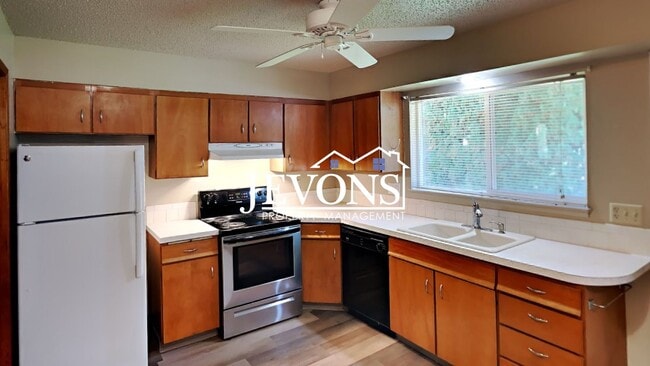 property at 109-111 N 69th Ave