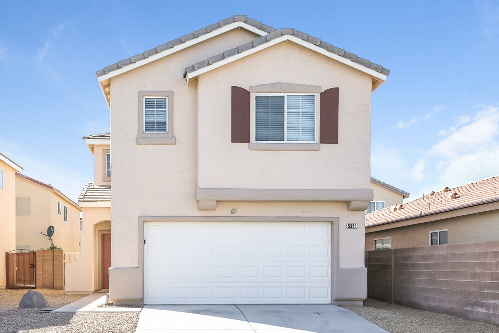 5325 Cholla Blossom Ct in North Las Vegas, NV - Building Photo