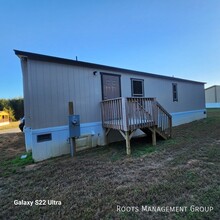 212 Stoney Creek Dr in Reidsville, NC - Foto de edificio - Building Photo