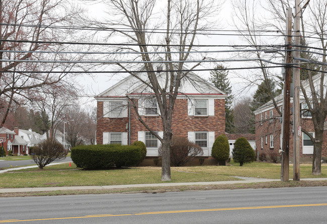 1111 Western Ave in Albany, NY - Building Photo - Building Photo