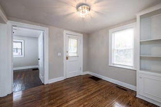 61 Beaufort St in Rochester, NY - Building Photo - Building Photo