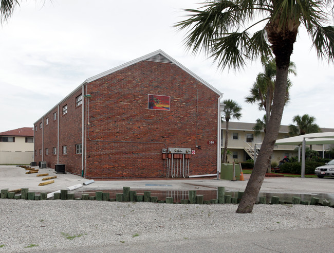 Island Palms in Venice, FL - Building Photo - Building Photo