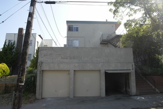 256 Euclid Ave in Oakland, CA - Building Photo - Building Photo