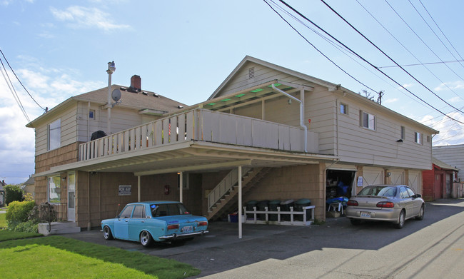 1806 Rockefeller Ave in Everett, WA - Building Photo - Building Photo