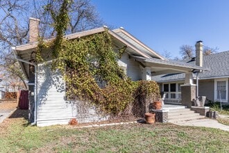 209 Carolina St in San Antonio, TX - Building Photo - Building Photo