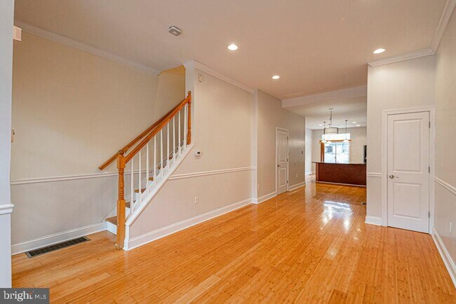 2135 S 16th St in Philadelphia, PA - Building Photo - Building Photo