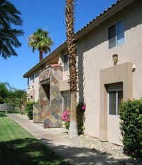 Las Flores Villas in Brawley, CA - Foto de edificio - Building Photo