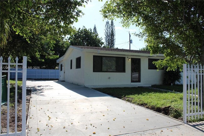 18815 NW 42nd Pl