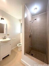 4906 Kilauea Ave in Honolulu, HI - Foto de edificio - Building Photo