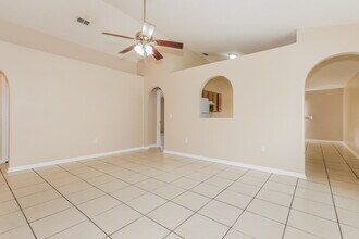 13506 Cohiba Ct in Riverview, FL - Building Photo - Building Photo