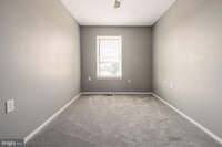 825 Showell Ct photo'