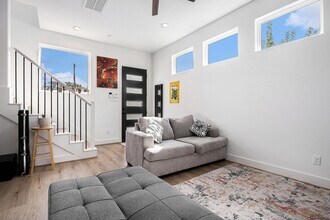 203 Danna Ln in Houston, TX - Building Photo - Building Photo