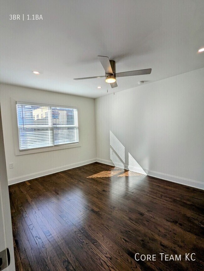 5044 Baltimore Ave in Kansas City, MO - Building Photo - Building Photo