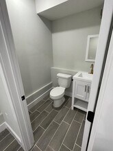 183 Gates Ave, Unit Unit 1 in Jersey City, NJ - Building Photo - Building Photo