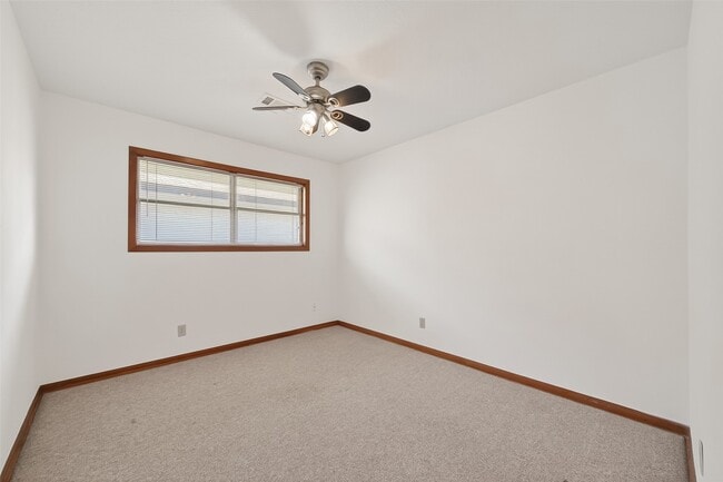 property at 2607 Penfield Dr