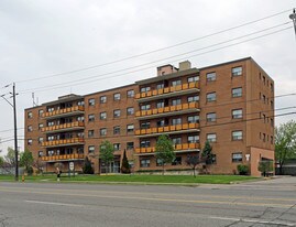 Dixland apartments in Toronto, ON - Building Photo