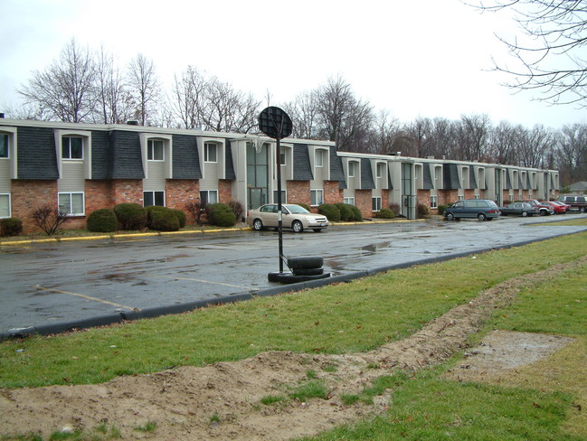 Amelia Vista Apartments in Amelia, OH - Building Photo - Building Photo