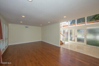 1374 Breckford Ct in Westlake Village, CA - Building Photo - Building Photo