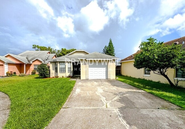 property at 7821 Farnsworth Ct