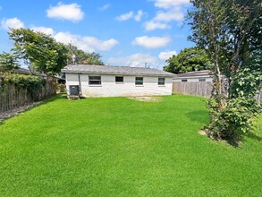 31 Helis Dr in Westwego, LA - Building Photo - Building Photo