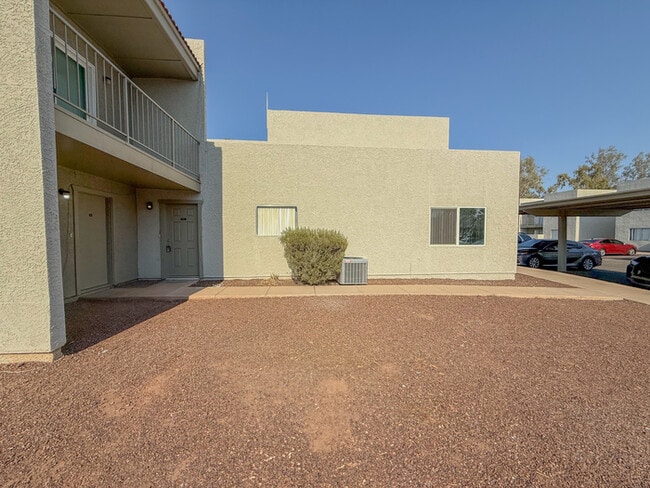 2826 E Monte Cristo Ave in Phoenix, AZ - Building Photo - Building Photo