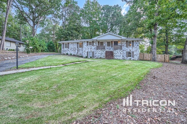 3581 S Sherwood Rd SE in Smyrna, GA - Building Photo - Building Photo
